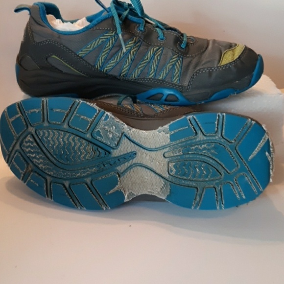 L.L.Bean kids size 5 sneakers - Picture 5 of 5